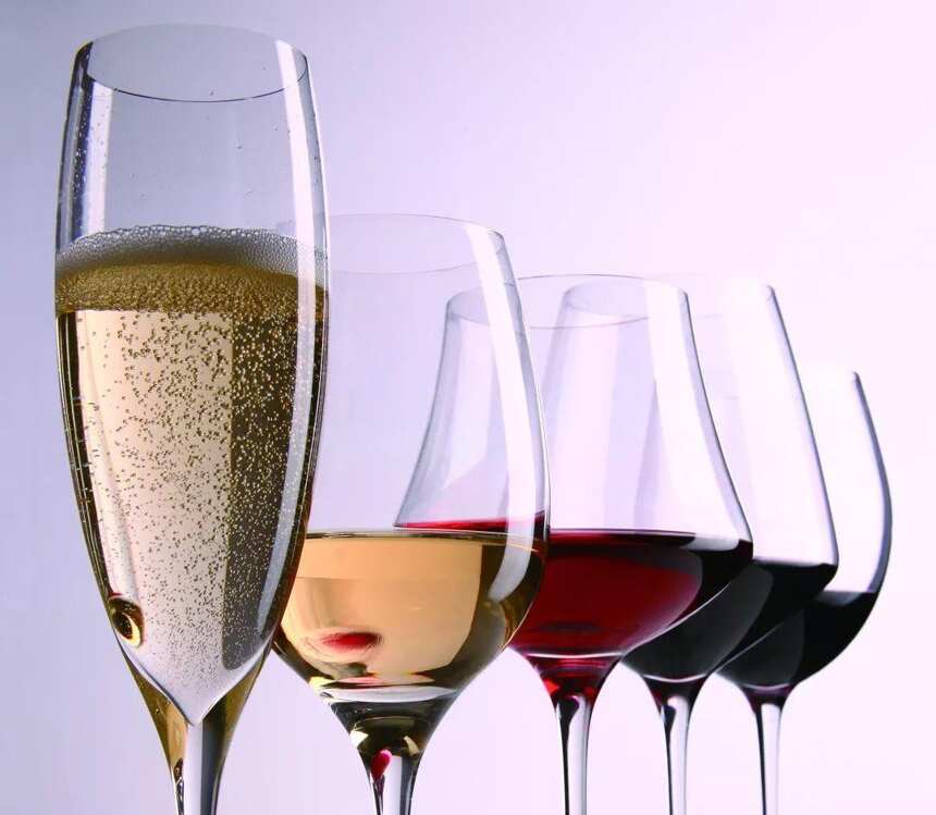 “盲品”的不止葡萄酒，还可以是各种酒杯 | 富隆酒业