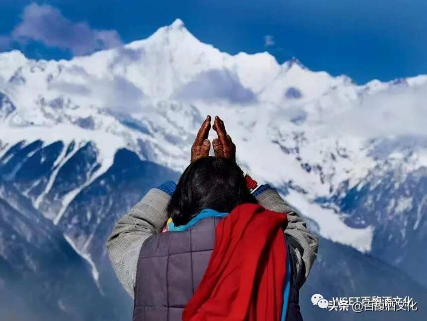 香格里拉之心——被雪山融水滋养的太阳魂梅里冰酒庄