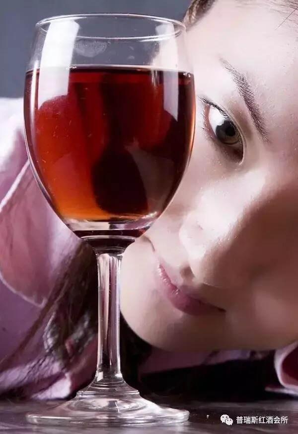 怎么辨别真假红酒？