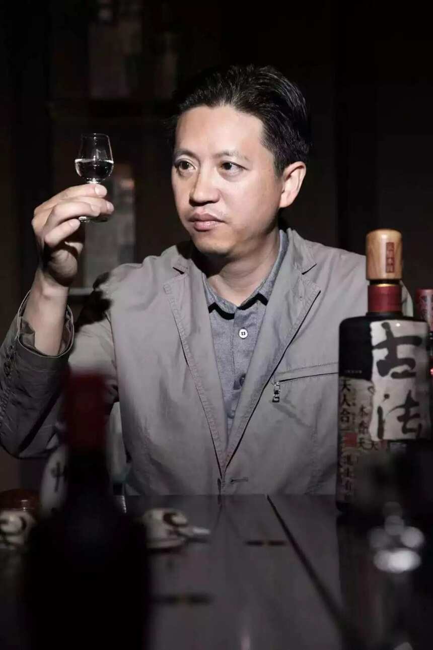 【现场播报】著名白酒专家钟杰说：酒，应该这样做。