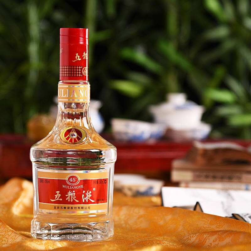 选低度酒好还是高度酒好？