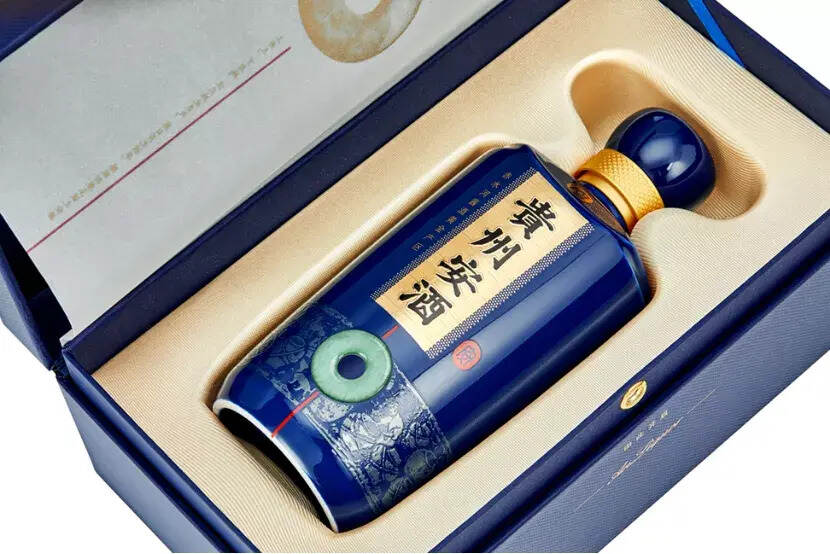 匠心酿就酱中匠品 贵州安酒（经典）璀璨上市