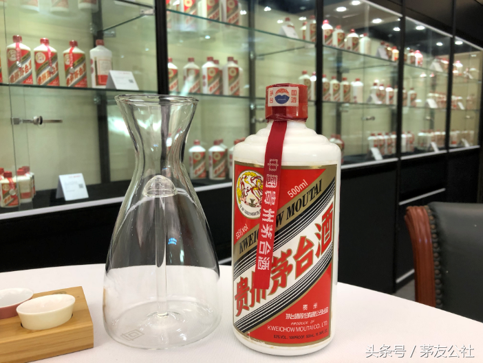 为什么原箱包装茅台酒比单瓶装的茅台酒价值高？