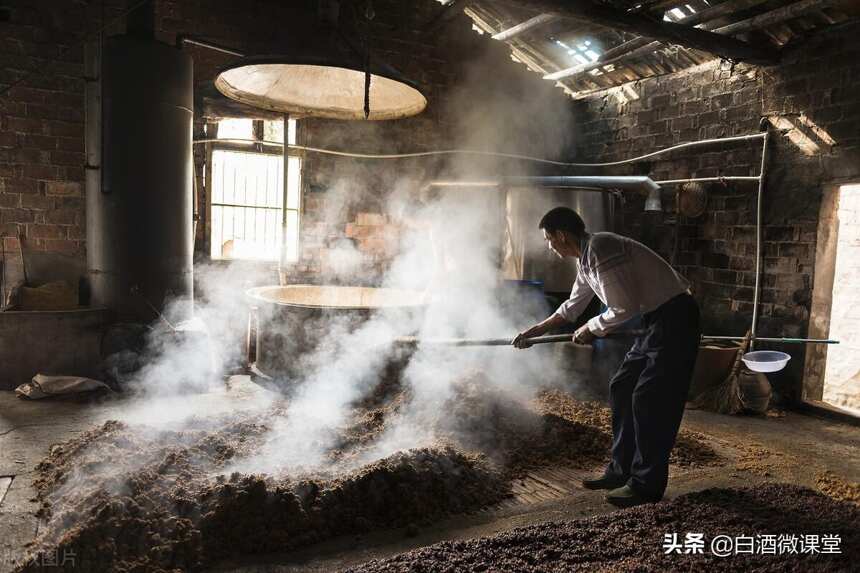 宁喝高度白酒一口，不喝低度白酒半斤，只有懂酒的人才知道