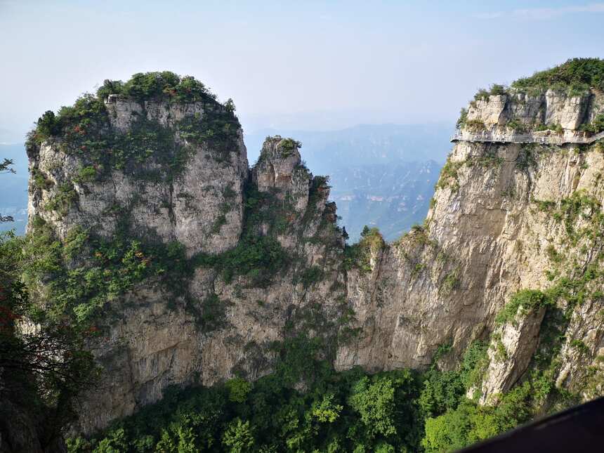 云台山之行两天半，入境诗佛王维的两句半诗，茱萸、清泉、水穷处