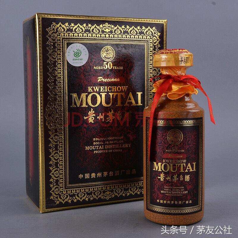 年份酒是炒作？为什么年份茅台酒比普通飞天茅台价格贵4倍？