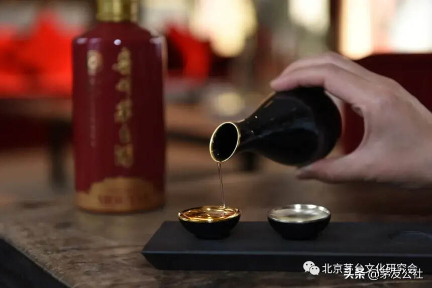 喜欢茅台的四大理由，看看你中了几个