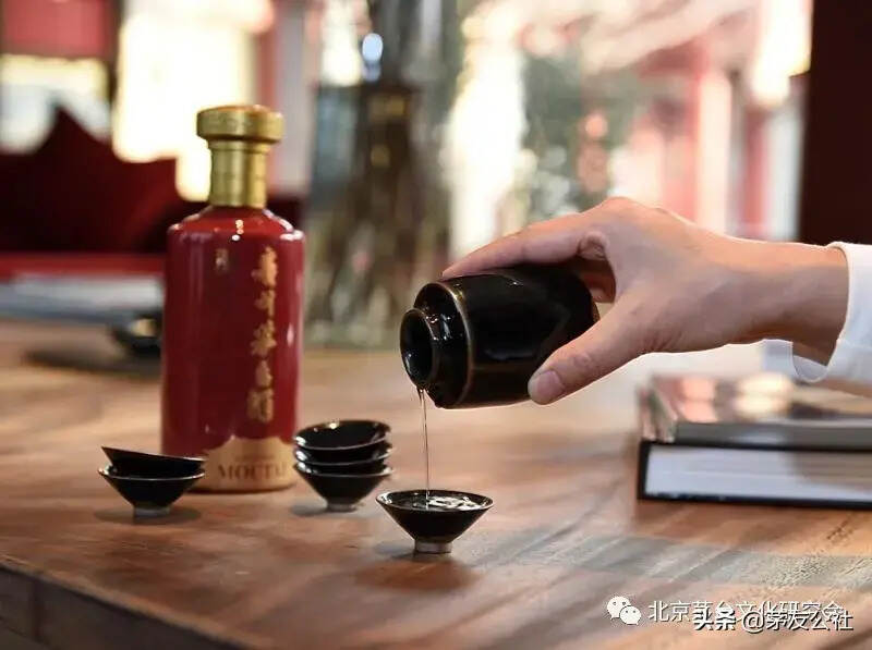 喜欢茅台的四大理由，看看你中了几个