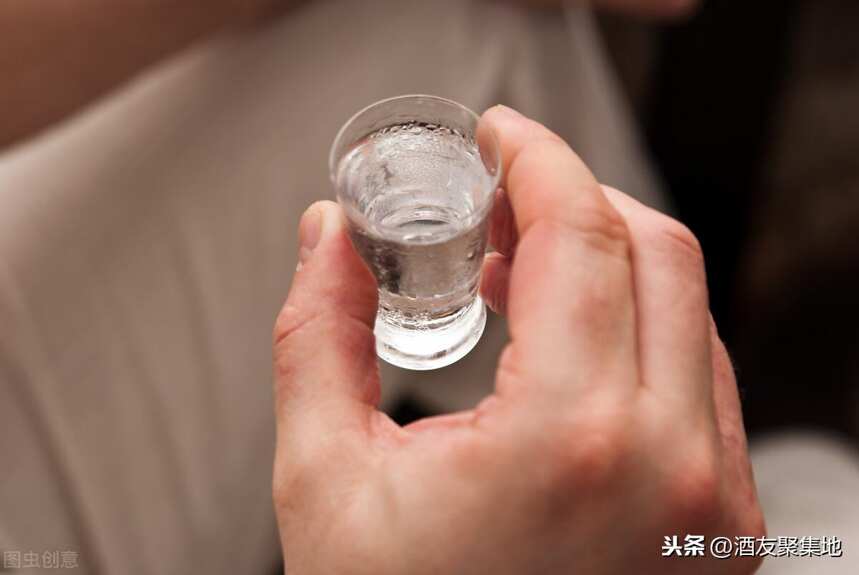 这3种酒放的时间越长越难喝，买了就早点喝，可别浪费