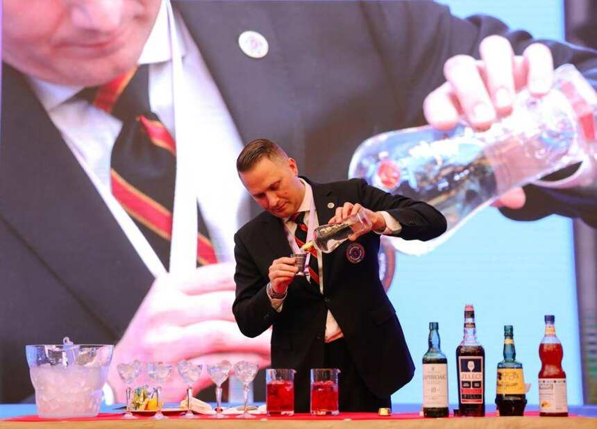 第68届世界杯国际调酒师大赛颁奖暨 中国名酒·五粮液之夜举行