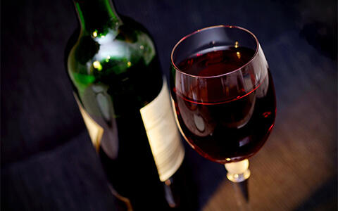 为什么很少在葡萄酒中闻到葡萄的香味?