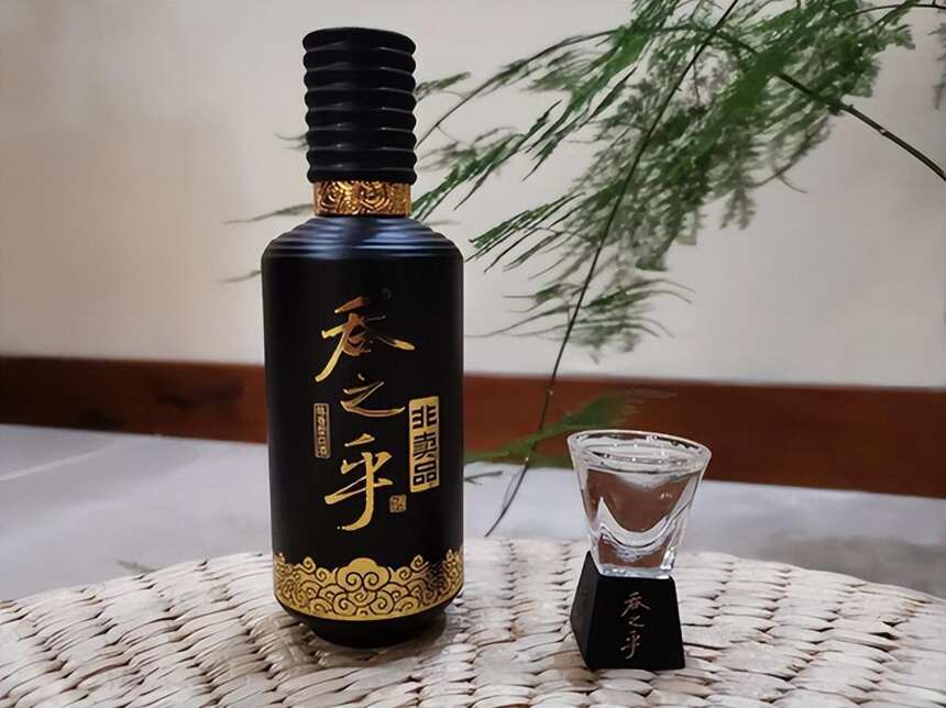 买好酒收藏别只知道茅台五粮液，这几款“很值”，越少人知道越好