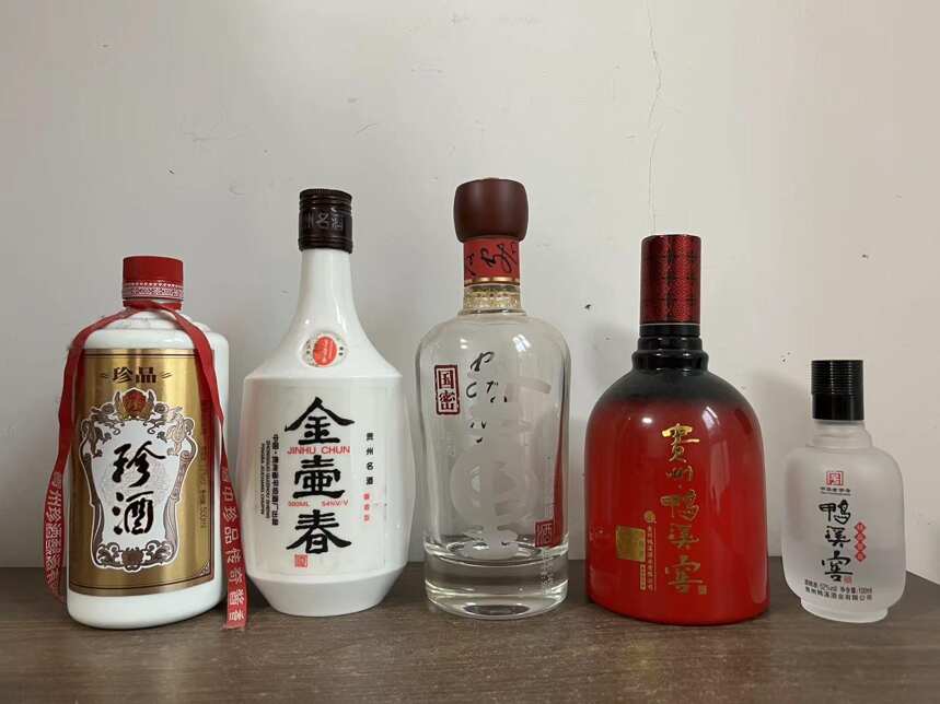 什么是性价比好酒，针对不同的人性价比白酒是不一样的