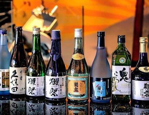 日本的清酒是用什么酿造
